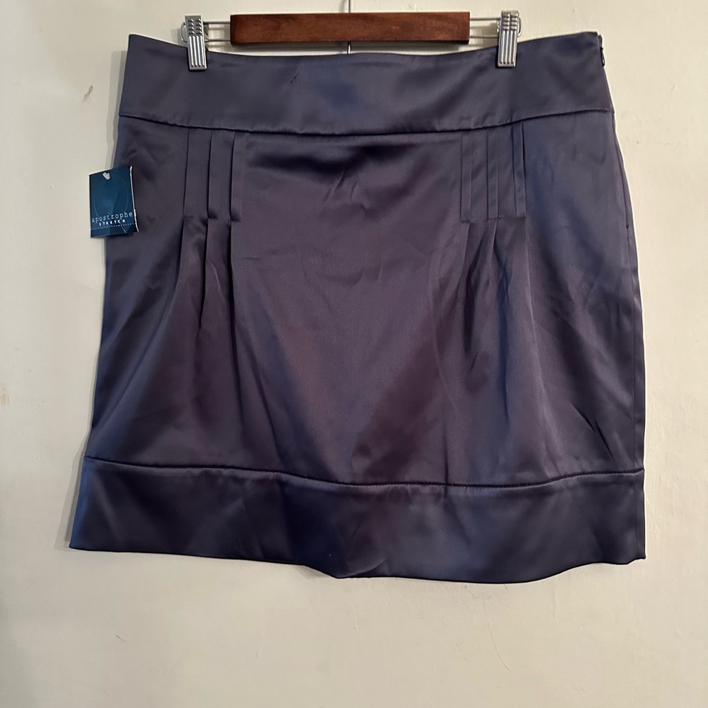 Carbon grey skirt